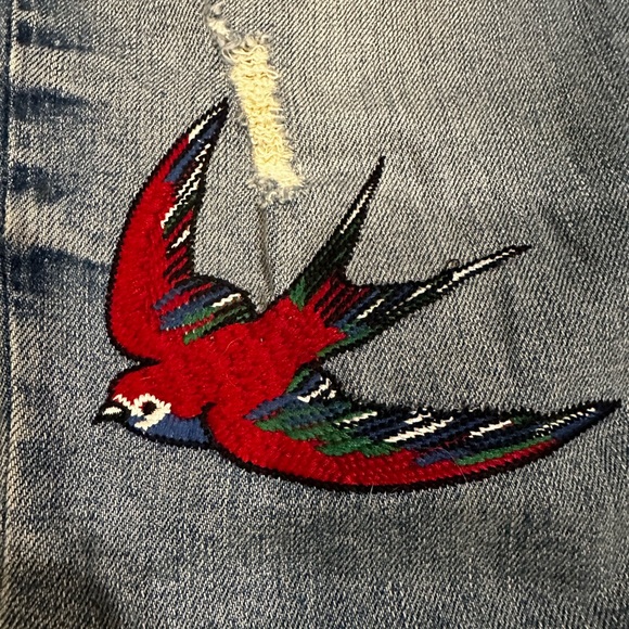Gap 1969 Best Girlfriend Jeans with bird and butterfly embroidery - Picture 4 of 6